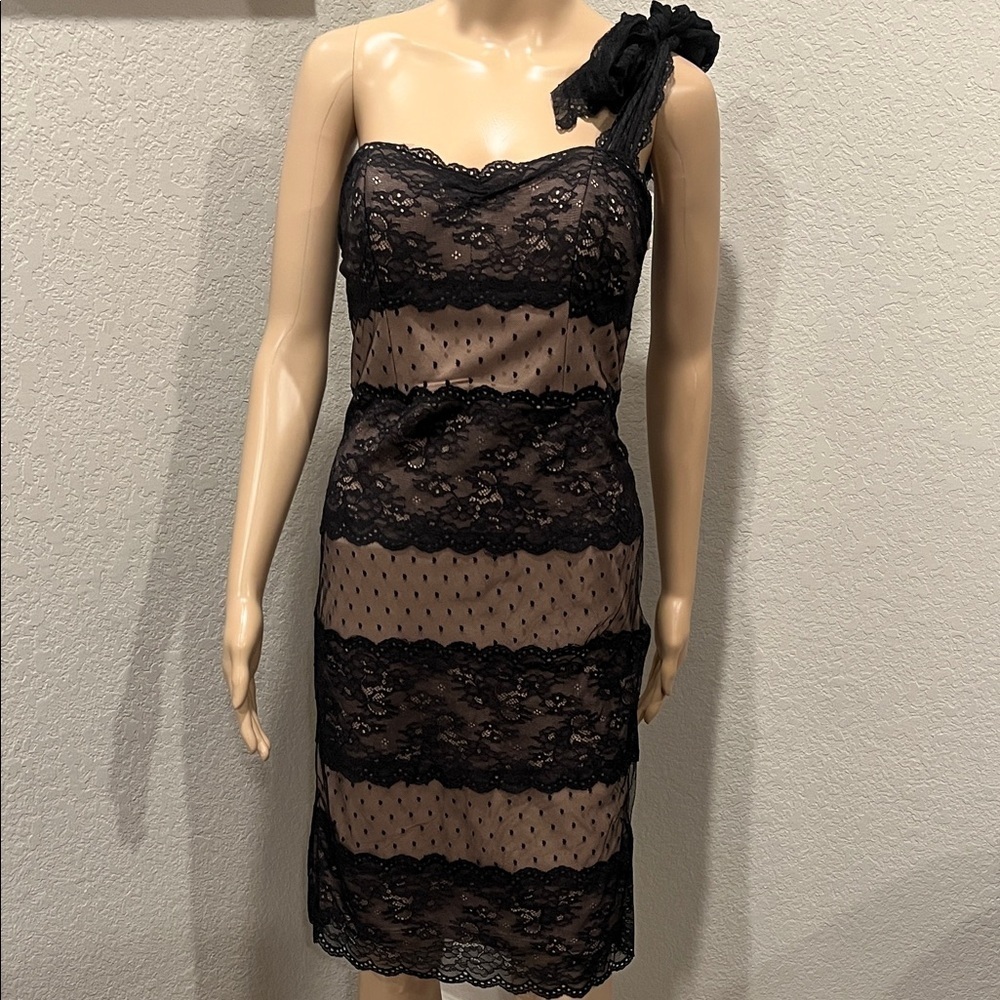 Betsey Johnson Elegant Black Lace One-Shoulder Dress
